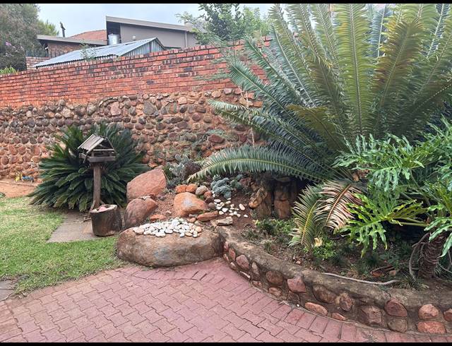4 BEDROOM HOUSE FOR SALE IN SCHOEMANSVILLE